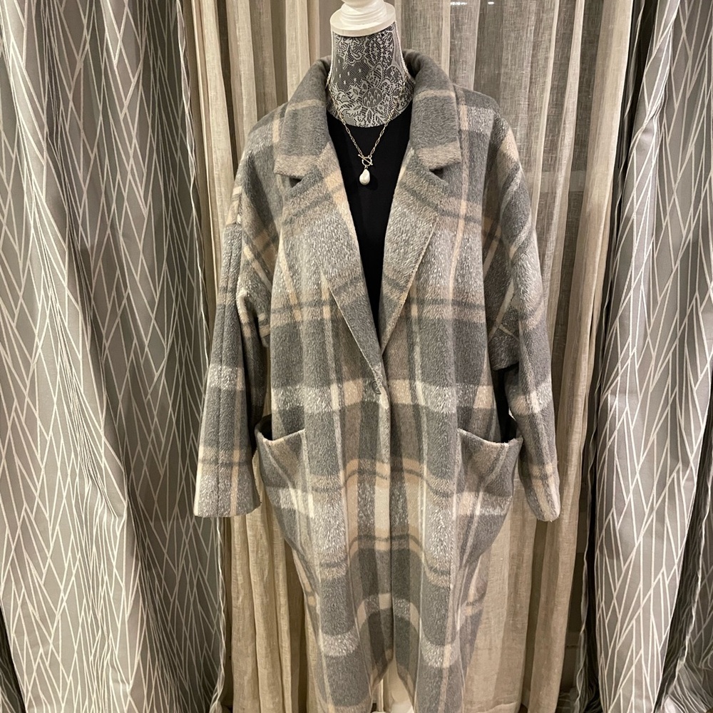 Calvin Klein Gray Trench Coat with Oversized Fit